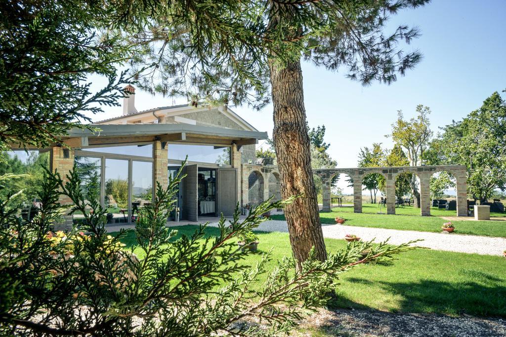 Agriturismo La Collina Питильяно Экстерьер фото
